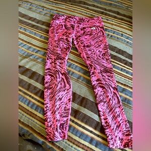 Nike DriFit Icon Clash Leggings size Large